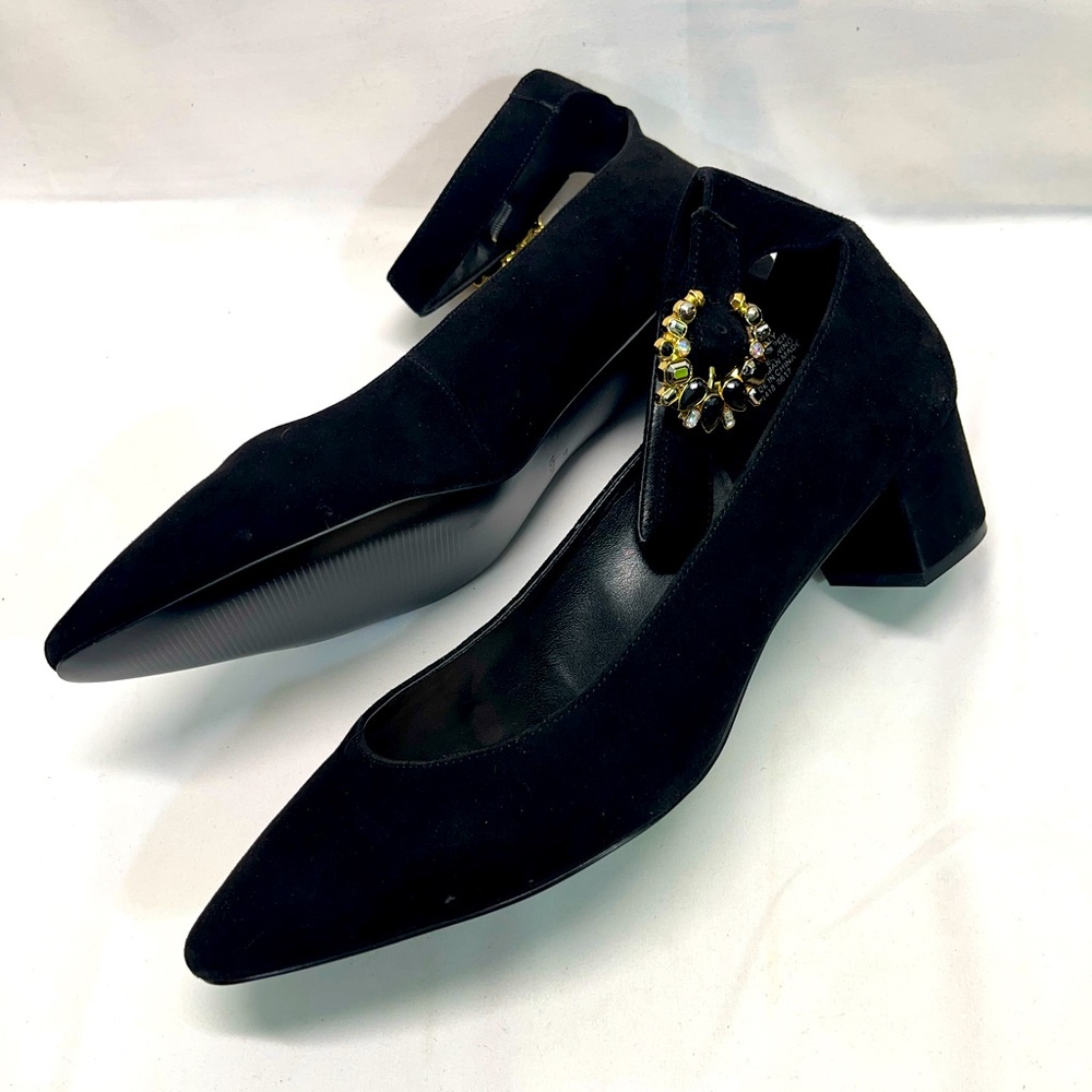Nine West Suede black 2” Heels with Gold Jewel Embellishment 11 New‎